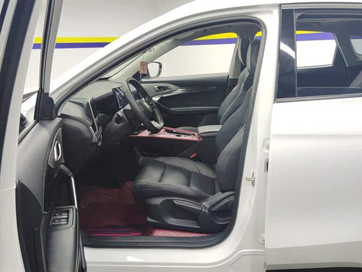 Фото 9 - MG Motor One