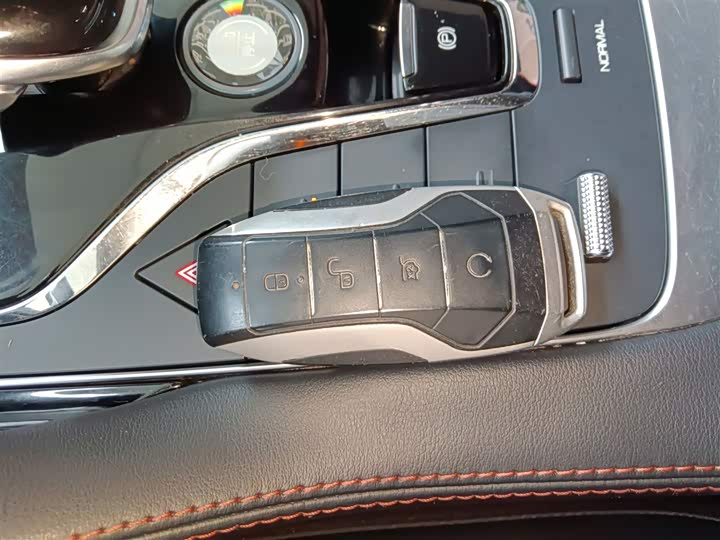 Фото 9 - BYD Song Plus