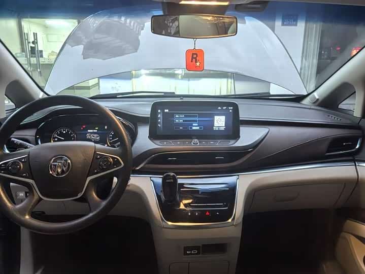 Фото 5 - Buick GL8 ES