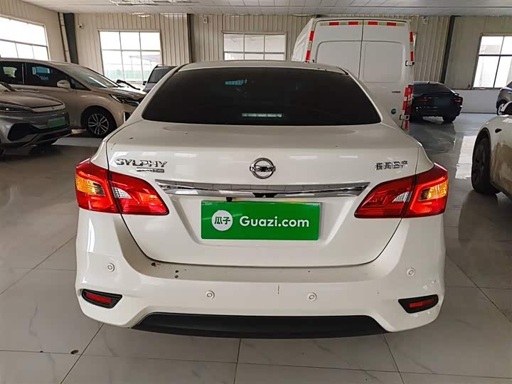 Фото 6 - Nissan Sylphy