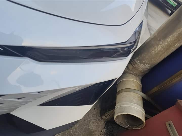 Фото 5 - Changan UNI-V