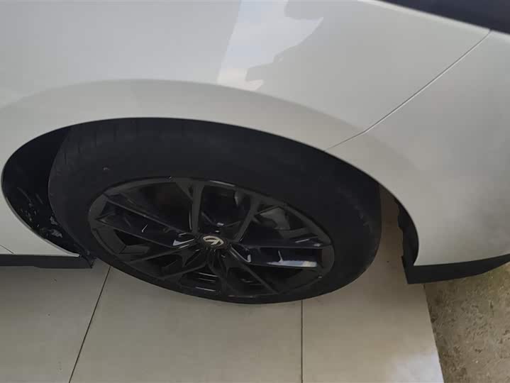 Фото 6 - Changan UNI-V