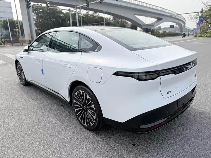 Фото 7 - Nissan N7