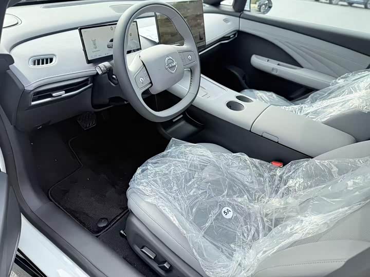 Фото 8 - Nissan N7