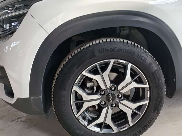 Фото 5 - Kia KX3