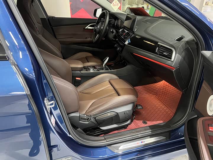 Фото 5 - BMW 1 Series