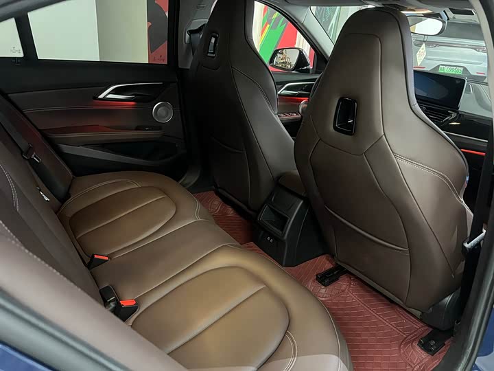 Фото 6 - BMW 1 Series