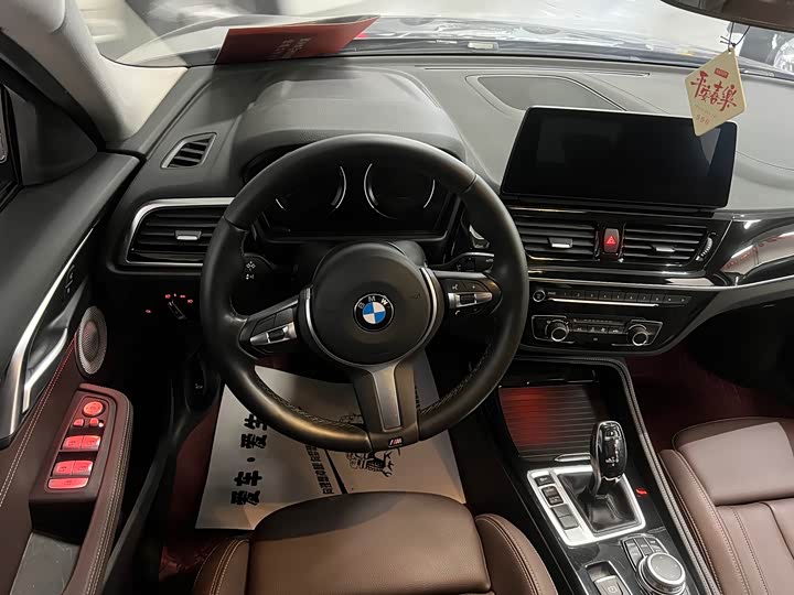 Фото 9 - BMW 1 Series