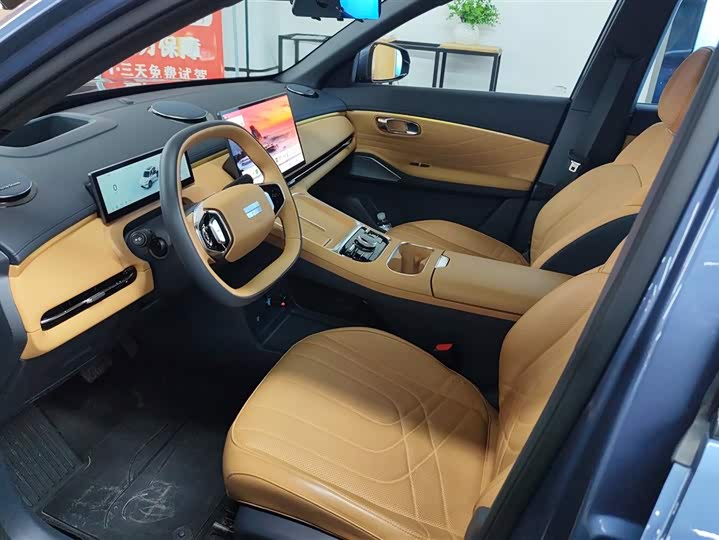 Фото 9 - Geely Galaxy Starship 7