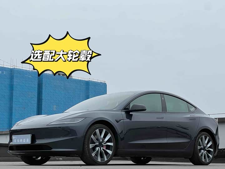 Фото 1 - Tesla Model 3