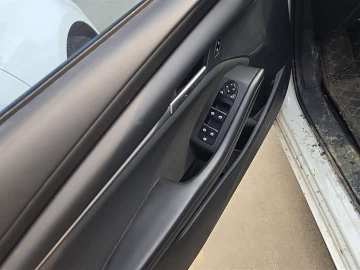 Фото 7 - Mazda 3 (Axela)