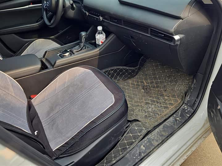 Фото 8 - Mazda 3 (Axela)