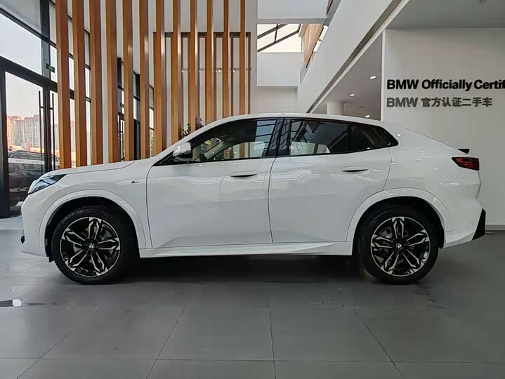 Фото 4 - BMW X2