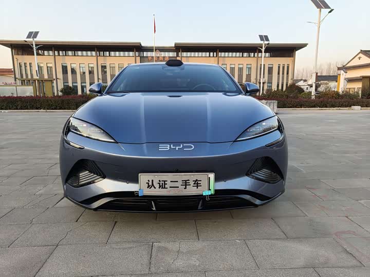 Фото 2 - BYD Seal