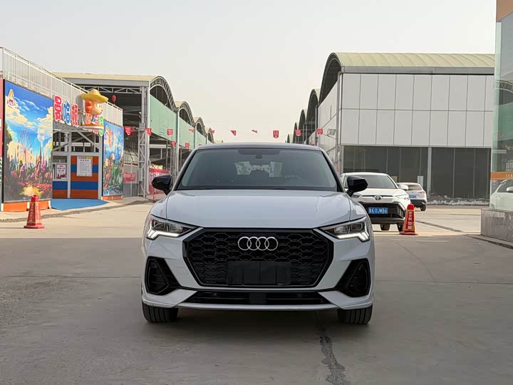 Фото 2 - Audi Q3 Sportback