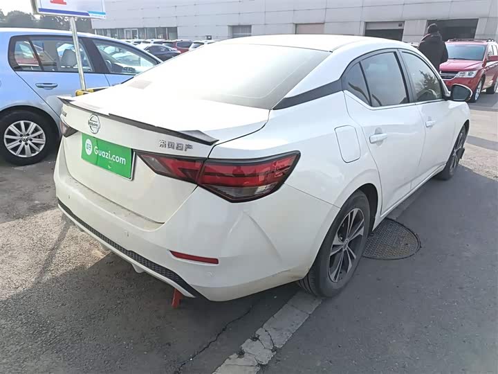 Фото 7 - Nissan Sylphy