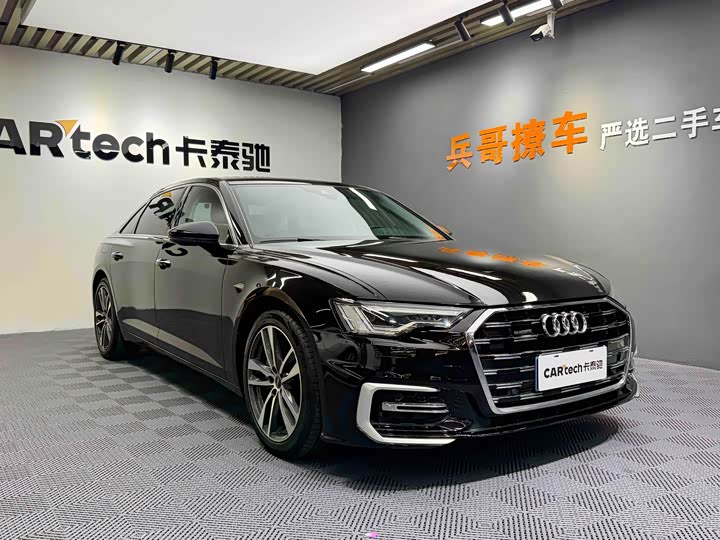 Фото 1 - Audi A6L