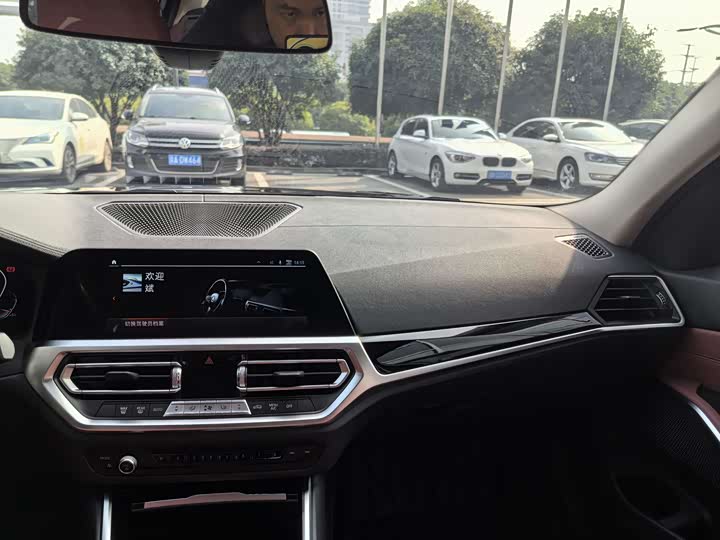 Фото 9 - BMW 3 Series