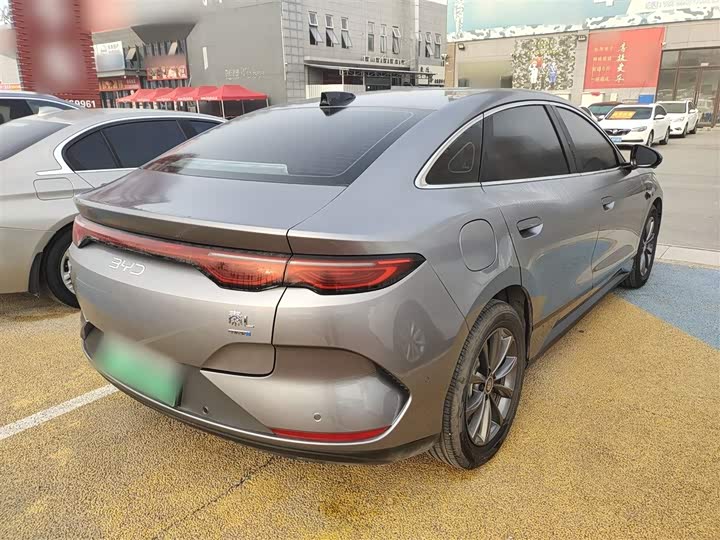 Фото 7 - BYD Qin L