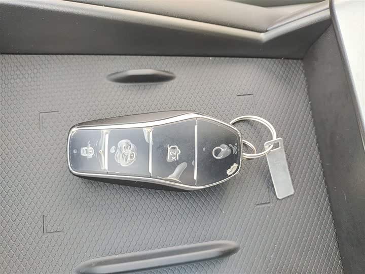 Фото 9 - BYD Qin L