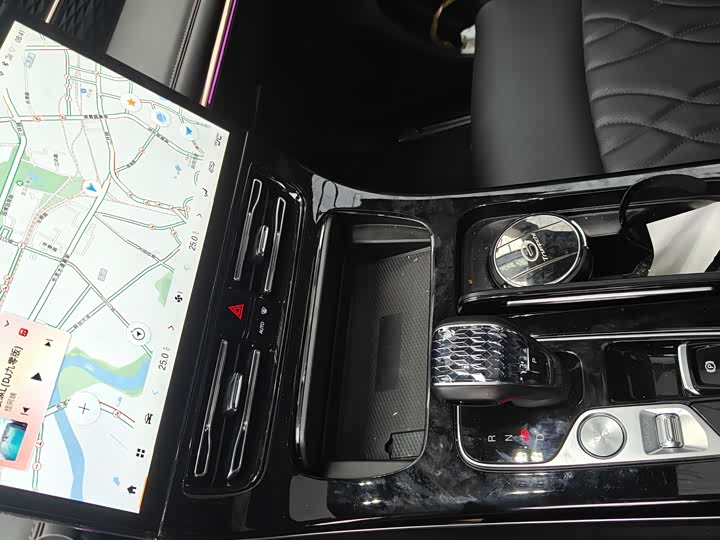 Фото 5 - GAC Trumpchi M8