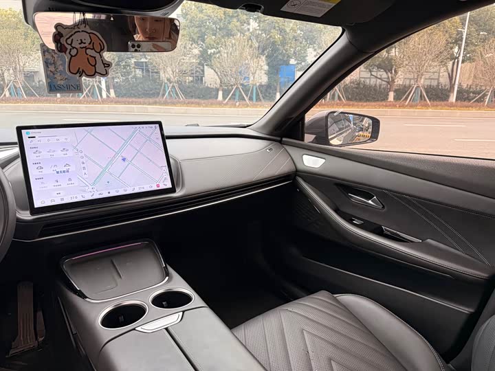 Фото 5 - Changan Deepal SL03