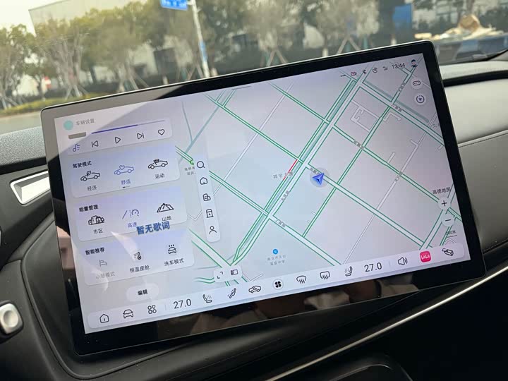Фото 6 - Changan Deepal SL03