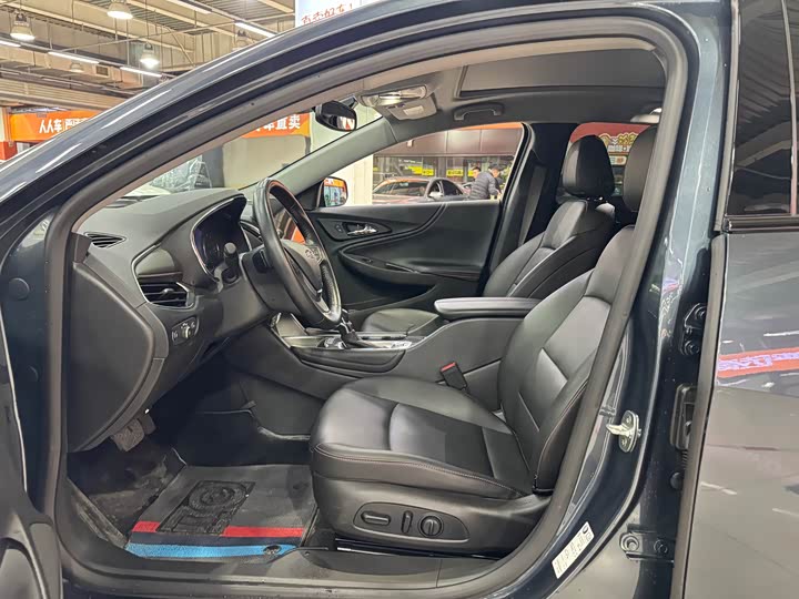 Фото 7 - Chevrolet Malibu XL