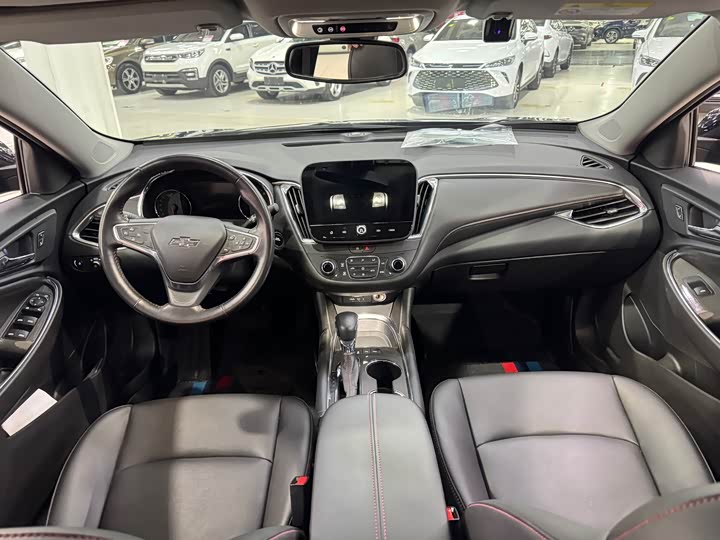 Фото 9 - Chevrolet Malibu XL