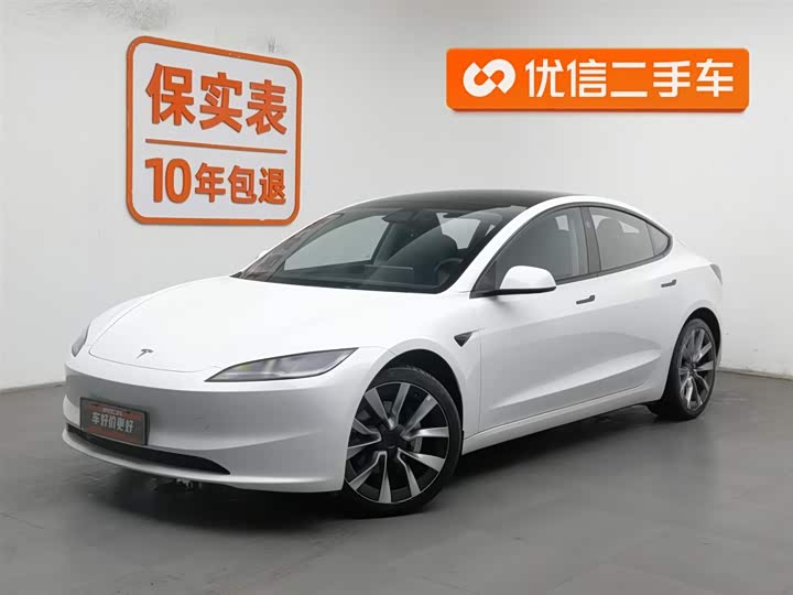 Фото 1 - Tesla Model 3