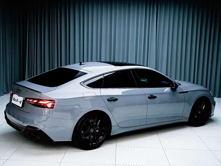 Фото 4 - Audi A5