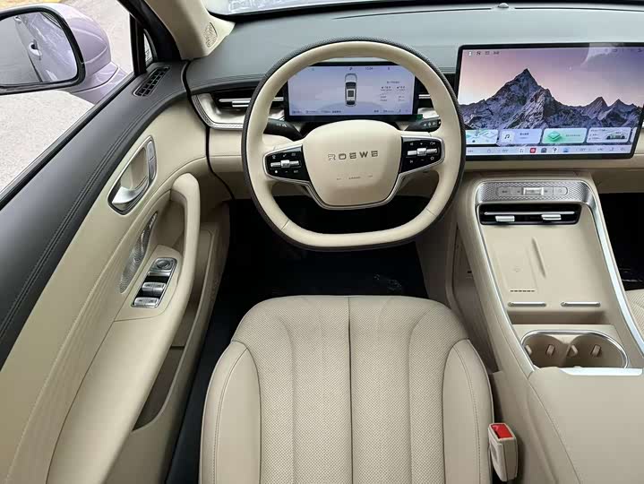 Фото 8 - Roewe M7 DMH