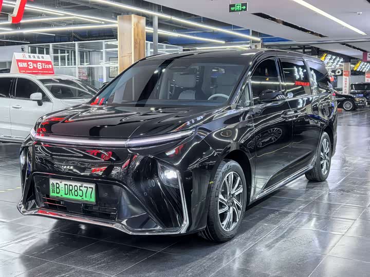 Фото 1 - Maxus Mifa 9