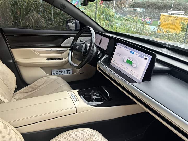 Фото 7 - XPeng P7