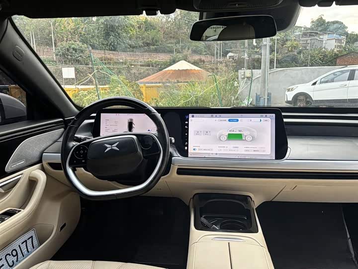 Фото 8 - XPeng P7