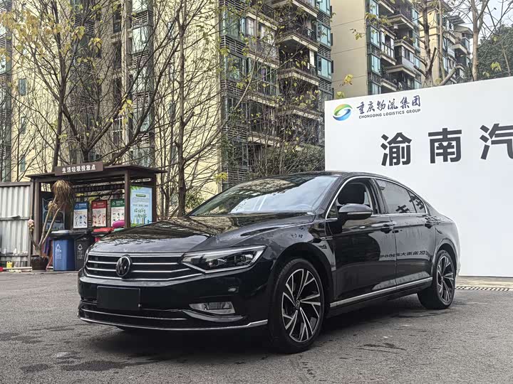 Фото 1 - Volkswagen Magotan