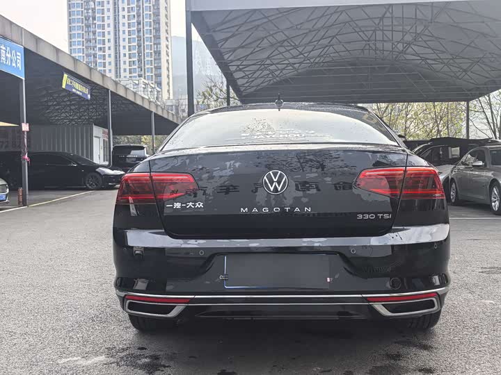 Фото 5 - Volkswagen Magotan