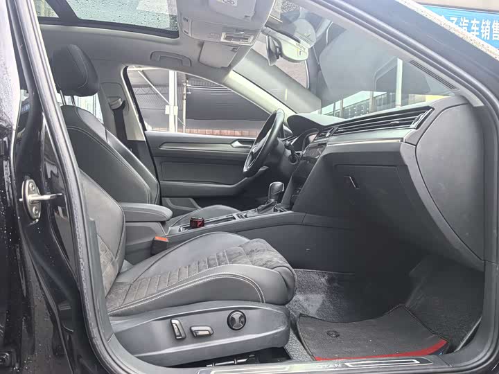 Фото 7 - Volkswagen Magotan