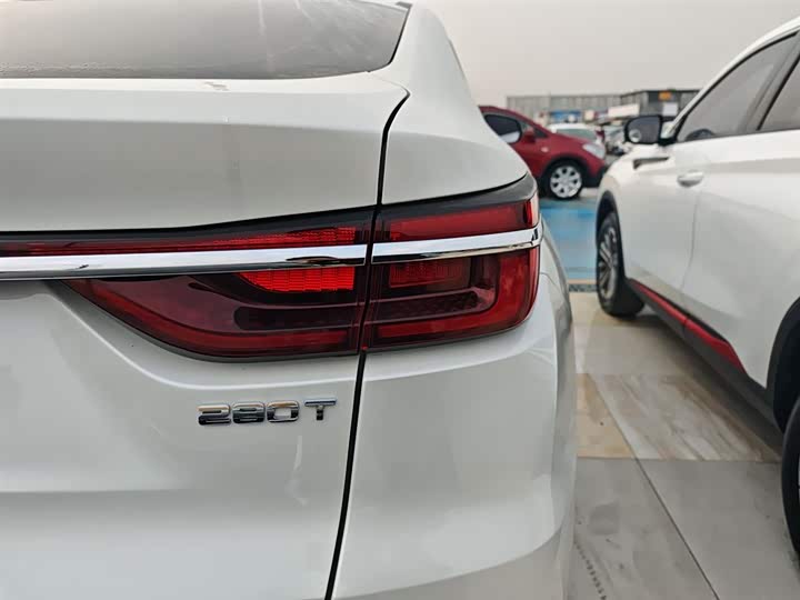 Фото 8 - Changan CS85 Coupe