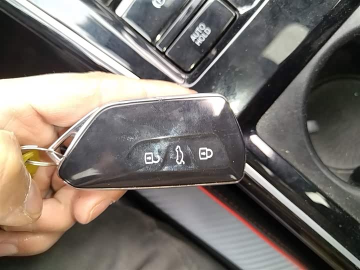 Фото 9 - Volkswagen Lamando L