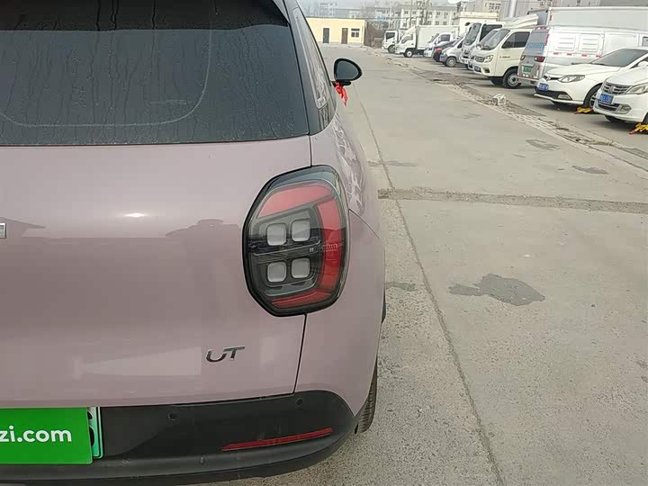 Фото 8 - GAC Aion UT