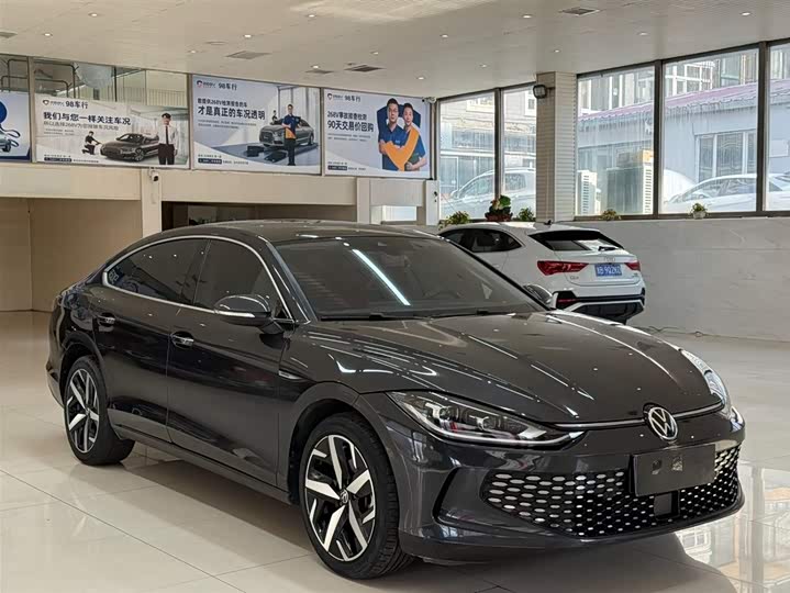 Фото 3 - Volkswagen Lamando L