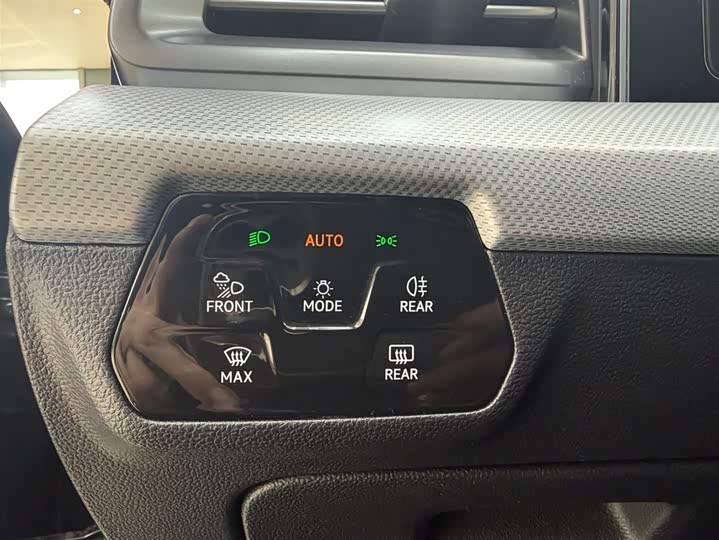 Фото 9 - Volkswagen Lamando L