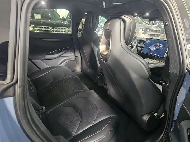 Фото 6 - Xiaomi SU7