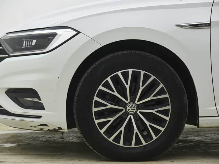 Фото 8 - Volkswagen Sagitar L