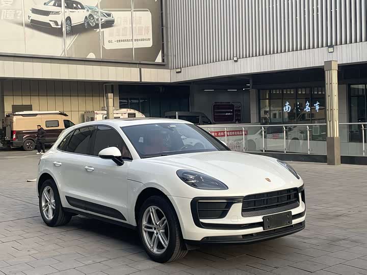 Фото 3 - Porsche Macan