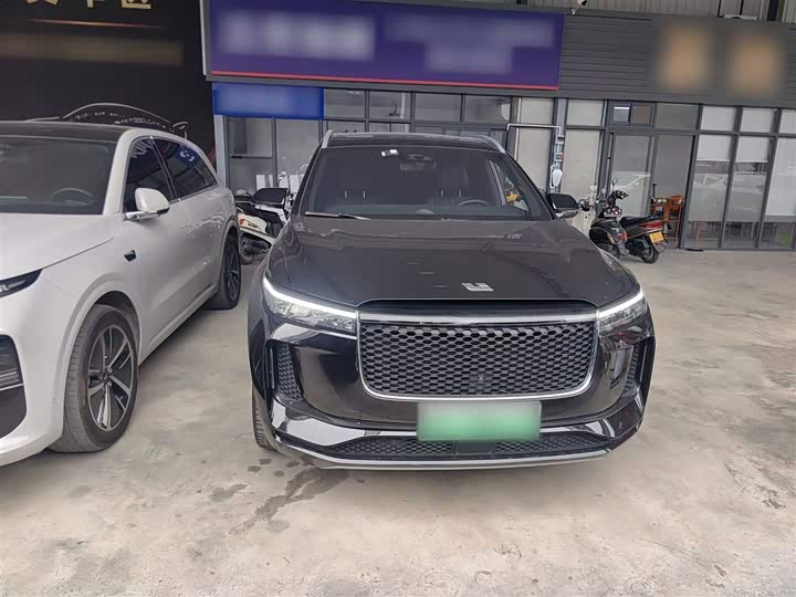 Фото 3 - LiXiang One