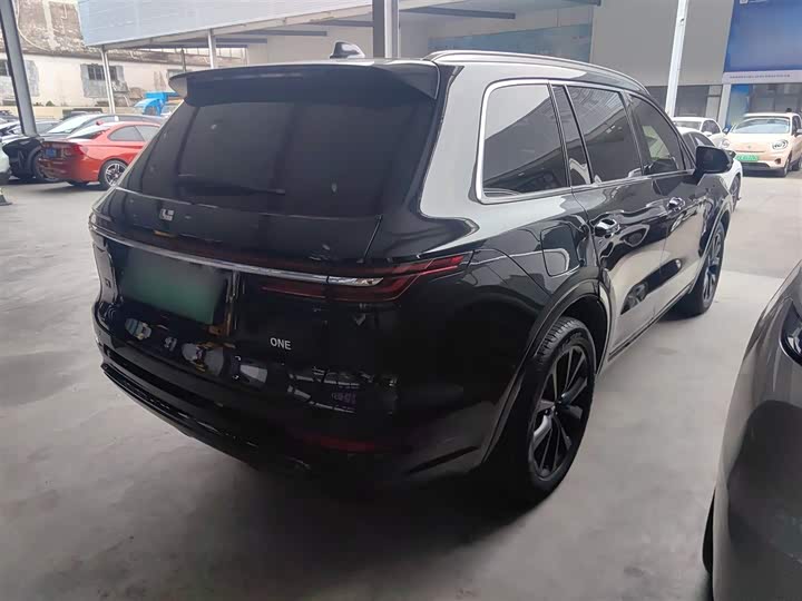 Фото 7 - LiXiang One