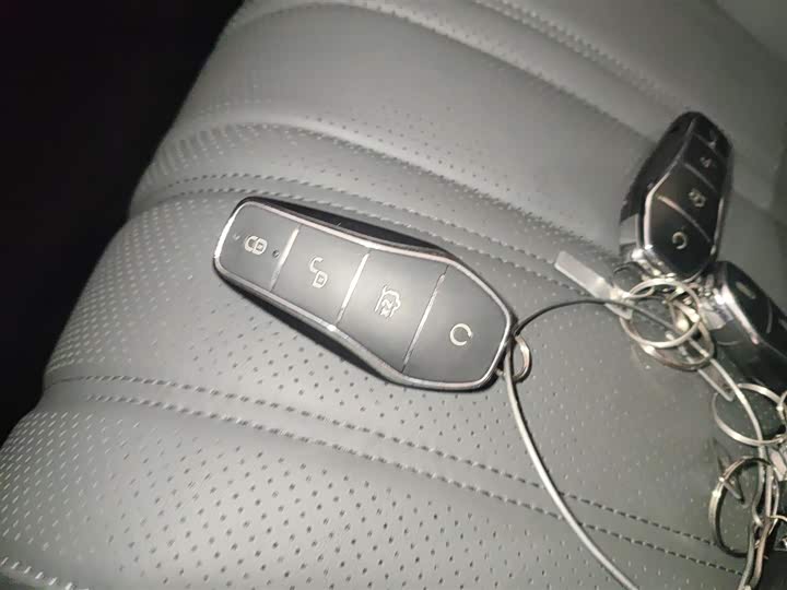 Фото 9 - BYD Song L