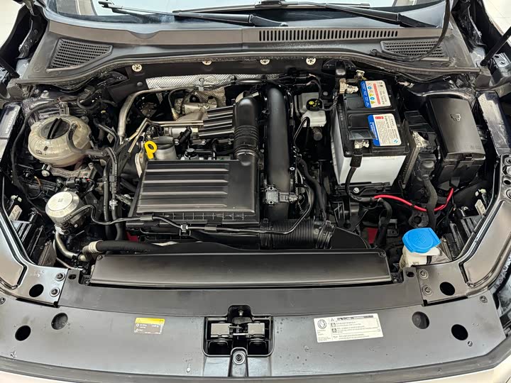 Фото 9 - Volkswagen Passat